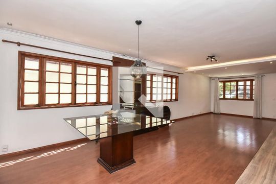 Sala de casa de condomínio para alugar com 4 quartos, 300m² em Chácara Nossa Senhora do Bom Conselho, São Paulo