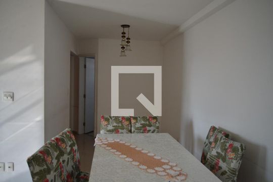Sala de apartamento à venda com 2 quartos, 55m² em Parque das Nações, Santo André