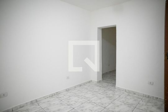 Quarto de casa para alugar com 1 quarto, 40m² em Jardim Maria Estela, São Paulo