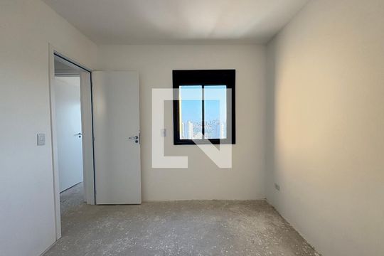 Quarto 2 de apartamento à venda com 2 quartos, 40m² em Jardim Cristiane, Santo André