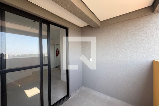 Sacada de apartamento à venda com 2 quartos, 40m² em Jardim Cristiane, Santo André