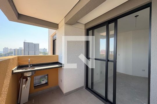 Sacada de apartamento à venda com 2 quartos, 40m² em Jardim Cristiane, Santo André