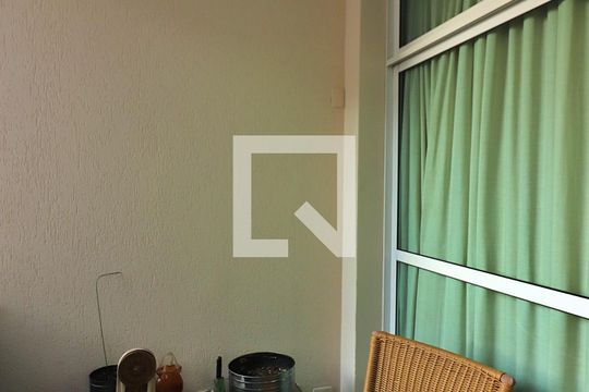 Sala Sacada de apartamento para alugar com 4 quartos, 188m² em Jardim Maria Adelaide, São Bernardo do Campo