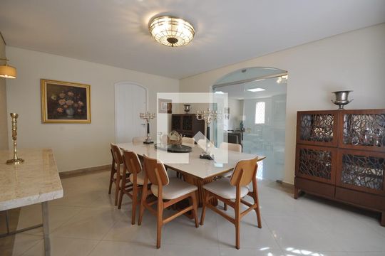 Sala de Jantar de casa para alugar com 4 quartos, 650m² em Jardim Leonor Mendes de Barros, São Paulo