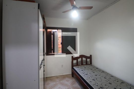 Quarto 2 de casa à venda com 4 quartos, 195m² em Niterói, Canoas