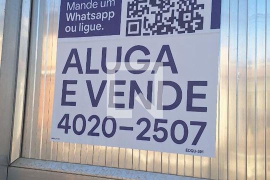 Placa de casa para alugar com 3 quartos, 300m² em Vila Carolina, São Paulo