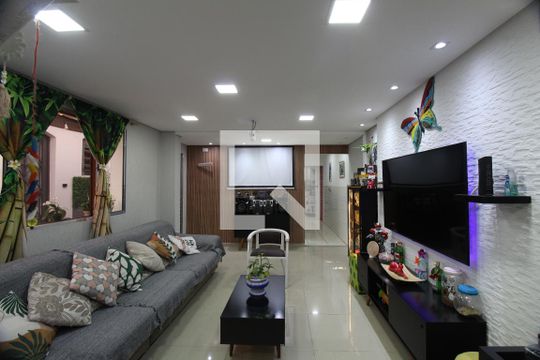 Sala de casa à venda com 4 quartos, 316m² em Jardim Vila Formosa, São Paulo