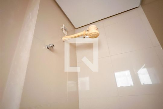 Banheiro 2 de apartamento para alugar com 4 quartos, 250m² em Canasvieiras, Florianópolis