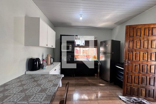 Sala/Cozinha de casa à venda com 2 quartos, 90m² em Santos Dumont, São Leopoldo