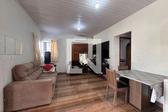Sala/Cozinha de casa à venda com 2 quartos, 90m² em Santos Dumont, São Leopoldo