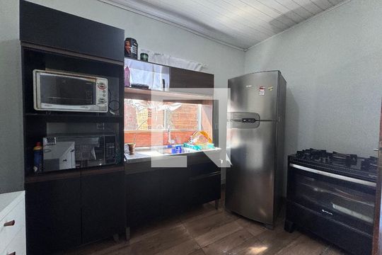 Sala/Cozinha de casa à venda com 2 quartos, 90m² em Santos Dumont, São Leopoldo