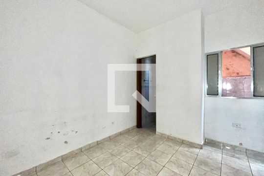 Edícula de casa à venda com 4 quartos, 100m² em Americanópolis, São Paulo