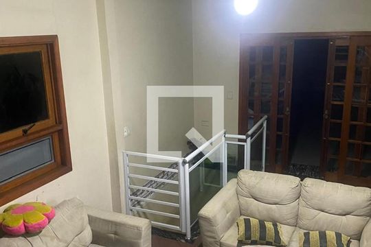 Sala de casa à venda com 7 quartos, 160m² em Bandeiras, Osasco