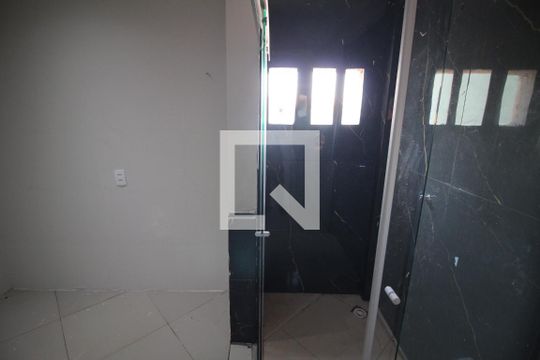 Banheiro da Suíte 1 de apartamento à venda com 3 quartos, 200m² em Conjunto Agua Branca, Contagem