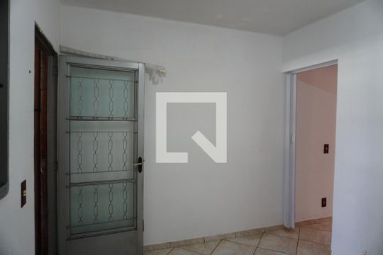 Sala de casa para alugar com 2 quartos, 79m² em Cidade Jardim Ii, Americana