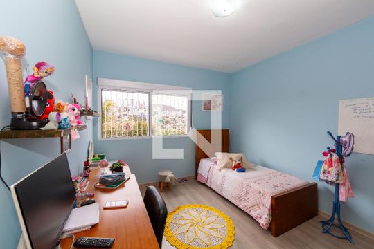 Quarto 2 de casa à venda com 3 quartos, 520m² em Parque Sao Jose, Belo Horizonte