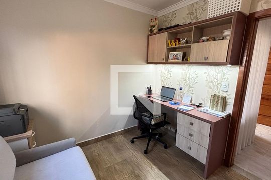 Escritório de casa à venda com 3 quartos, 191m² em Jardim Paraiso, Santo André