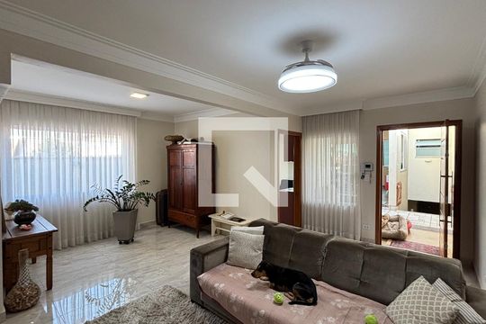 Sala de casa à venda com 3 quartos, 191m² em Jardim Paraiso, Santo André