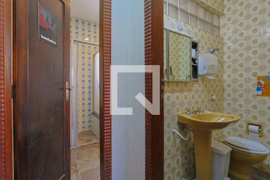 Lavabo de casa à venda com 5 quartos, 403m² em Floresta, Belo Horizonte
