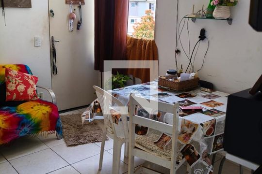 Sala de apartamento à venda com 2 quartos, 70m² em Anil, Rio de Janeiro