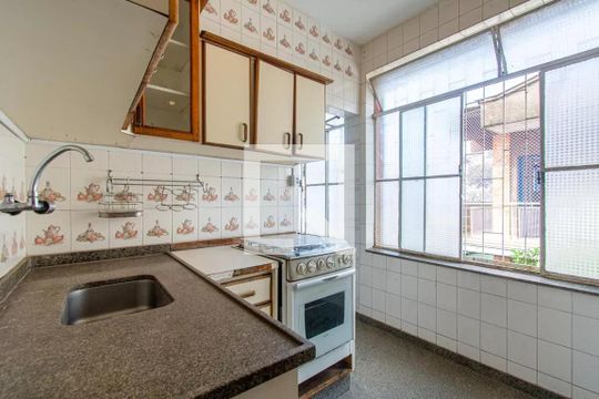 Apartamento para alugar com 6 quartos, 340m² em Serra, Belo Horizonte
