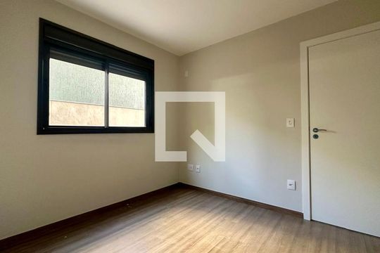 Quarto de apartamento à venda com 2 quartos, 71m² em Sion, Belo Horizonte