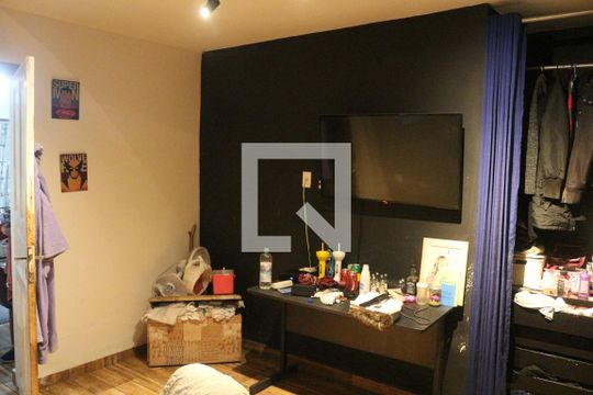 Quarto 1 de casa à venda com 4 quartos, 217m² em Fundação, São Caetano do Sul