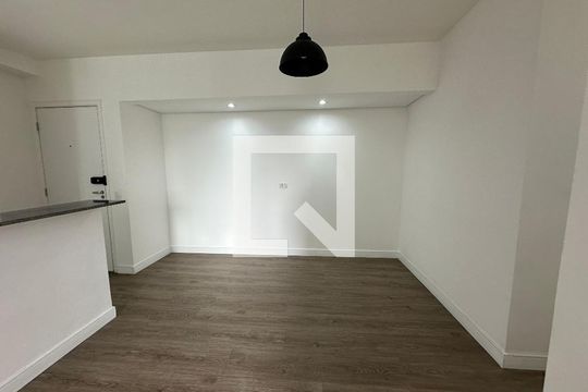 Sala de apartamento para alugar com 2 quartos, 57m² em Vila Nossa Senhora da Escada, Barueri
