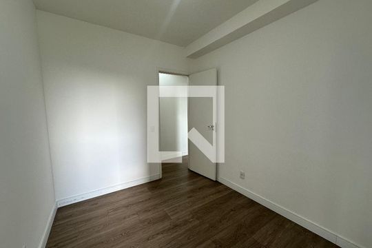 Quarto 1 de apartamento para alugar com 2 quartos, 57m² em Vila Nossa Senhora da Escada, Barueri