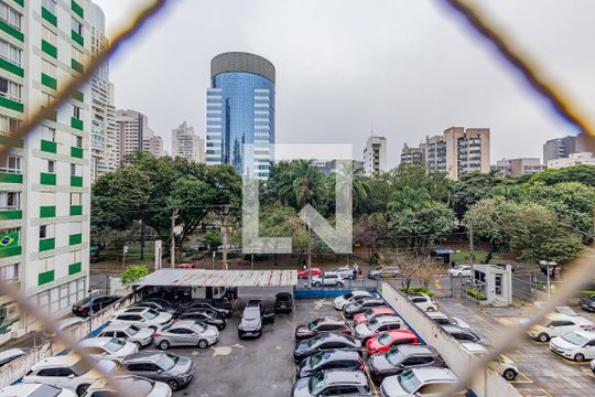 Vista da Sala de apartamento para alugar com 2 quartos, 57m² em Itaim Bibi, São Paulo