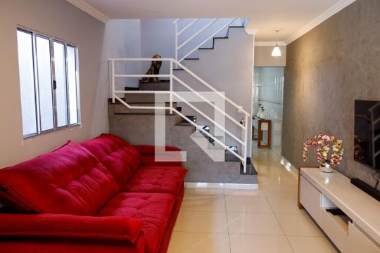 Sala de casa à venda com 3 quartos, 149m² em Santo Antônio, Osasco