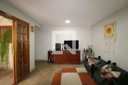 Sala/Cozinha de casa à venda com 3 quartos, 120m² em Vila Dionisia, São Paulo