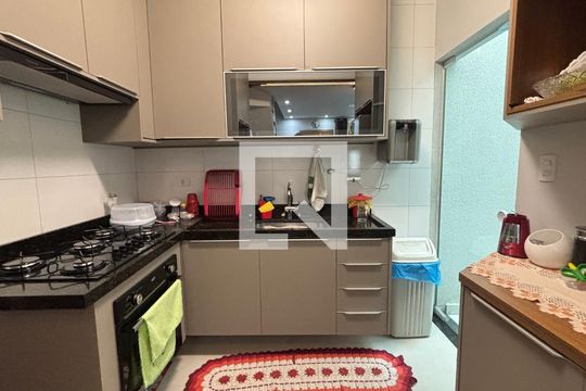 Cozinha de casa à venda com 2 quartos, 145m² em Vila Curuçá, Santo André