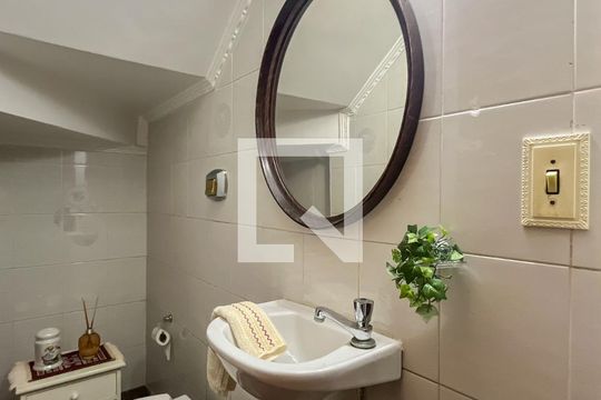 Lavabo da Sala de casa à venda com 3 quartos, 349m² em Vila Barreto, São Paulo