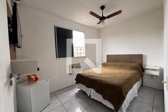 Quarto 1 de apartamento à venda com 2 quartos, 40m² em Santos Dumont, São Leopoldo