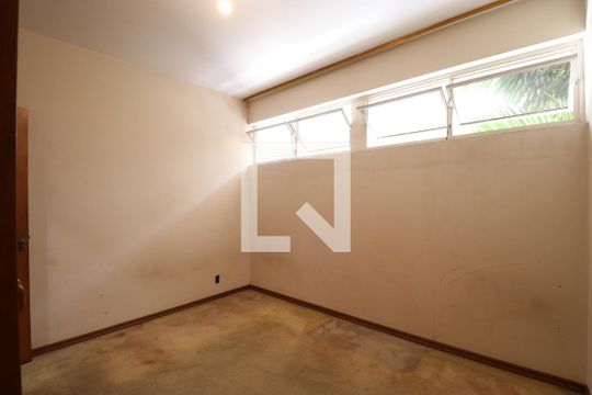 Quarto 1 de casa à venda com 2 quartos, 208m² em Bela Aliança, São Paulo
