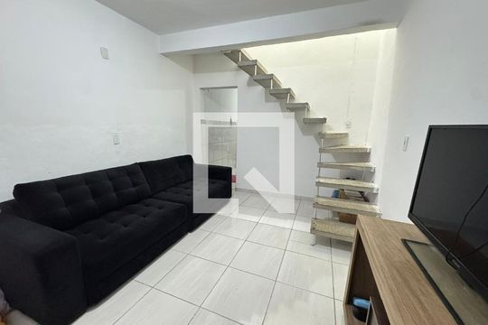 Sala de casa à venda com 4 quartos, 101m² em Jardim Leblon, São Bernardo do Campo