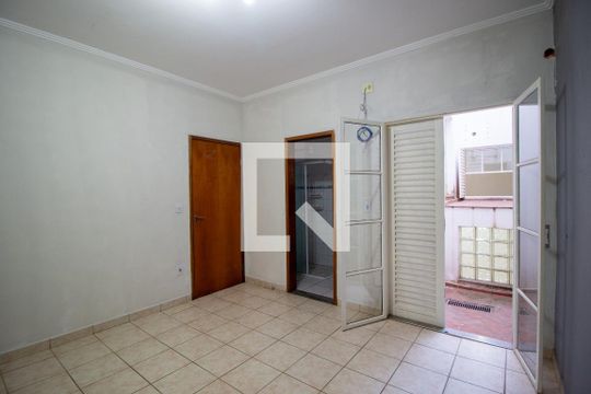 Suite de casa para alugar com 3 quartos, 125m² em Jardim Piratininga, Sorocaba