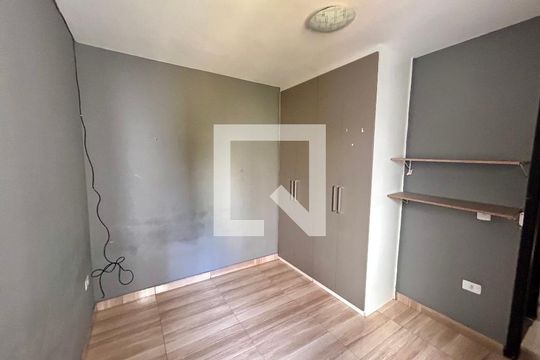 Quarto 2 de apartamento à venda com 2 quartos, 47m² em Jardim Sao Luis (zona Norte), Guarulhos