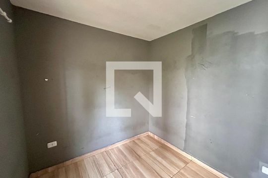 Quarto 1 de apartamento à venda com 2 quartos, 47m² em Jardim Sao Luis (zona Norte), Guarulhos