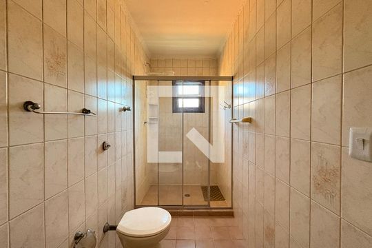 Banheiro da Suíte 3 de casa à venda com 3 quartos, 146m² em Vila Humaita, Santo André