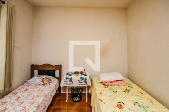 Quarto 1 de casa à venda com 2 quartos, 180m² em Canaa, Belo Horizonte