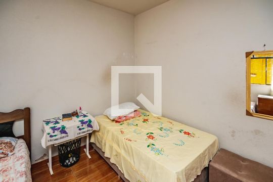 Quarto 1 de casa à venda com 2 quartos, 180m² em Canaa, Belo Horizonte