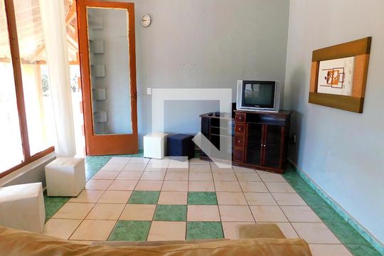 Sala de casa para alugar com 3 quartos, 240m² em Parque da Represa, Paulínia