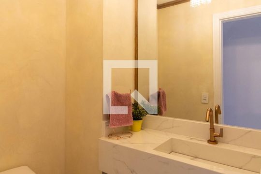 Lavabo de apartamento para alugar com 3 quartos, 168m² em Camargos, Guarulhos