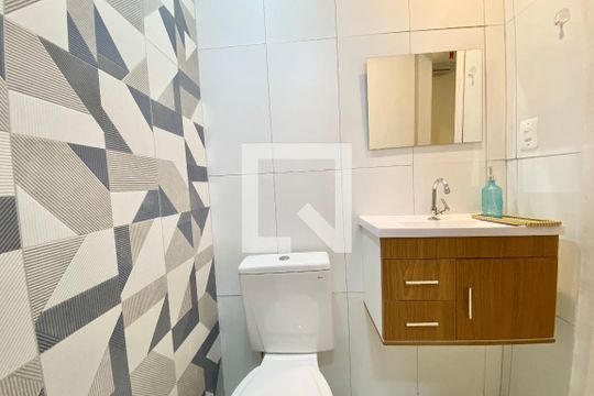 Banheiro da Suíte de apartamento para alugar com 1 quarto, 55m² em Copacabana, Rio de Janeiro