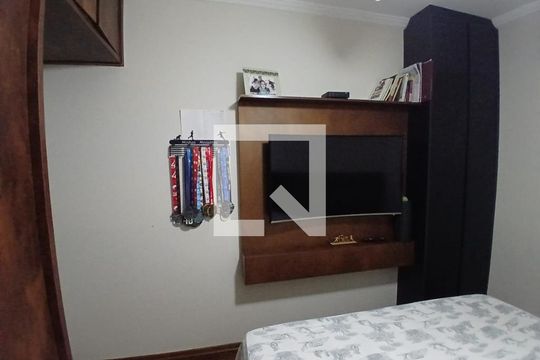 Quarto 1 de casa à venda com 3 quartos, 130m² em Santa Maria, Santo André