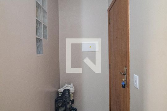 Sala de apartamento à venda com 2 quartos, 72m² em Partenon, Porto Alegre