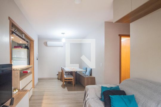 Sala de apartamento à venda com 2 quartos, 72m² em Partenon, Porto Alegre