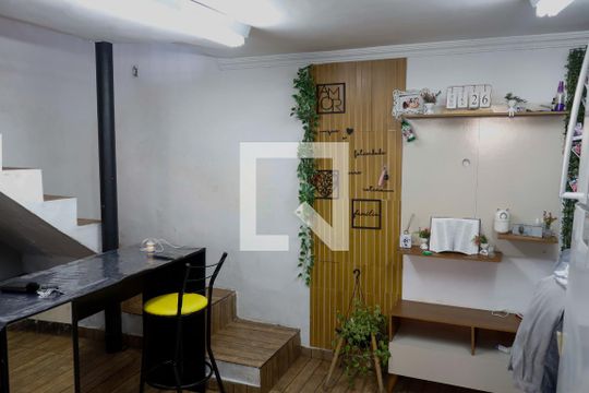 Cozinha 2 de casa à venda com 5 quartos, 168m² em Vila Osasco, Osasco